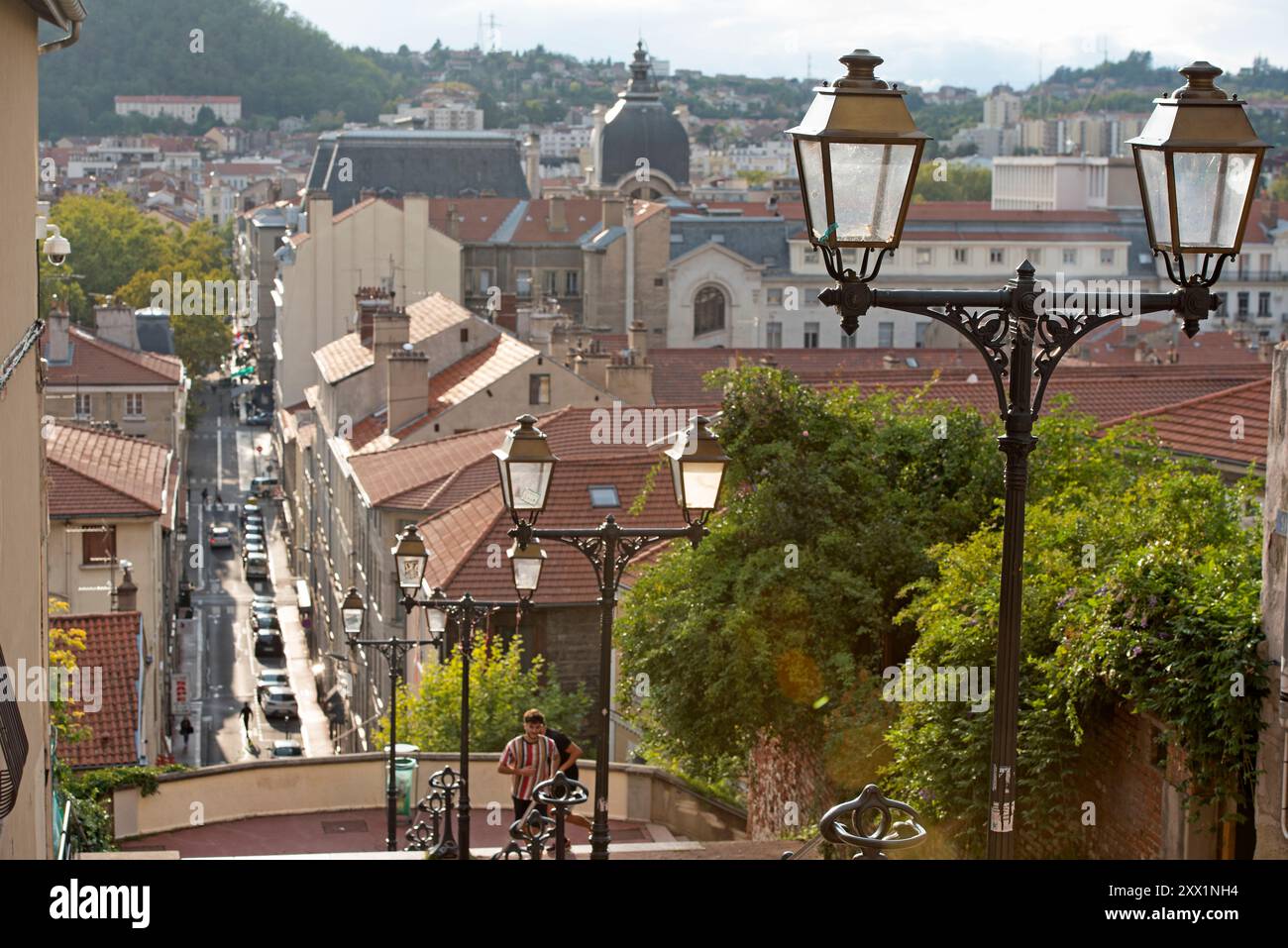 Steiltreppen von Cret du Roc, Saint-Etienne, Departement Loire, Region Auvergne-Rhone-Alpes, Frankreich, Europa Stockfoto