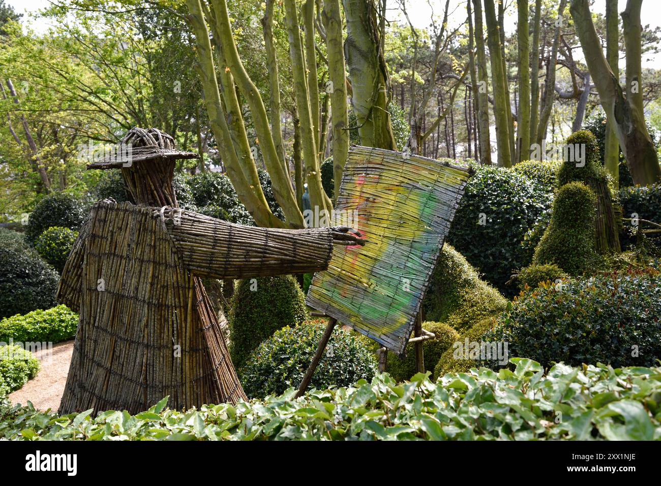 Werke von Viktor Szostalo, die den französischen Maler Claude Monet, Les Jardins d'Etretat, Etretat, seine-Maritime Departement, Normandie, Frankreich Stockfoto