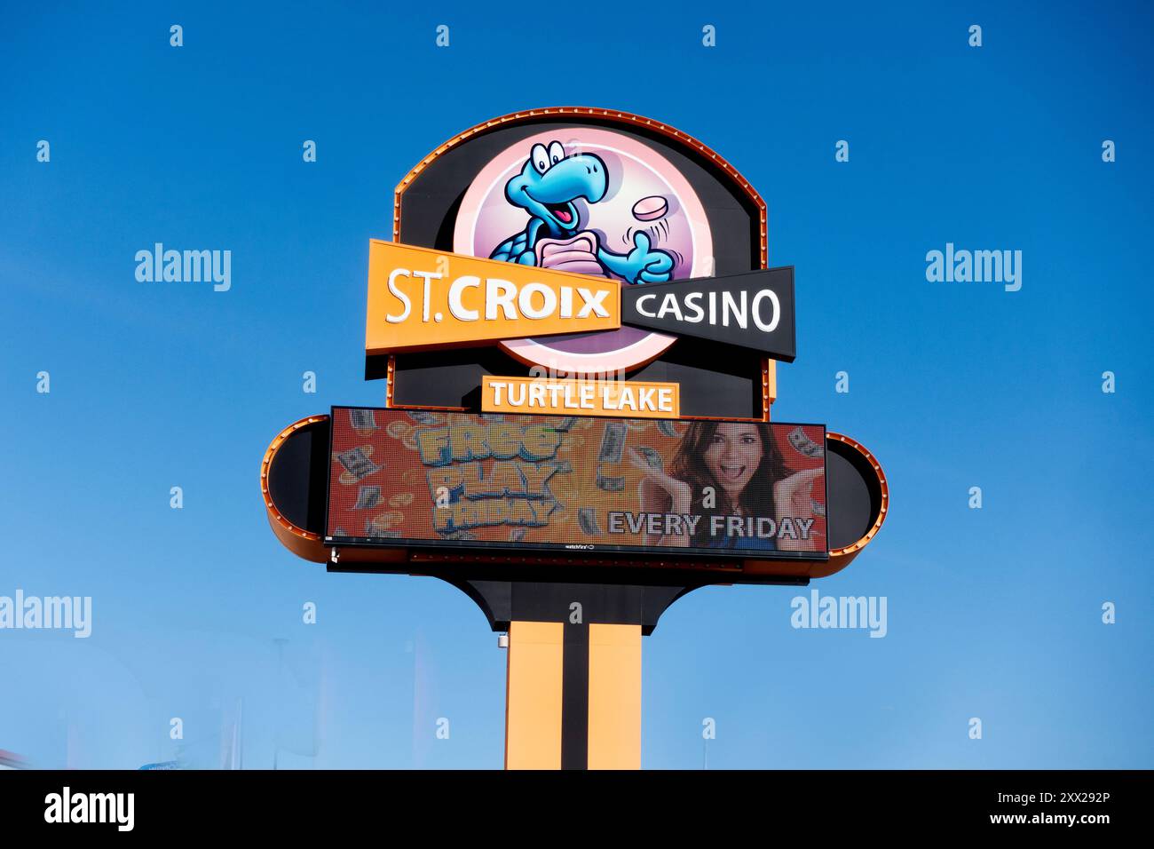 Unterschreiben Sie das St. Croix Casino mit Glücksspiel, Spielautomaten, Karten und haben Sie Glück. Turtle Lake Wisconsin WI USA Stockfoto