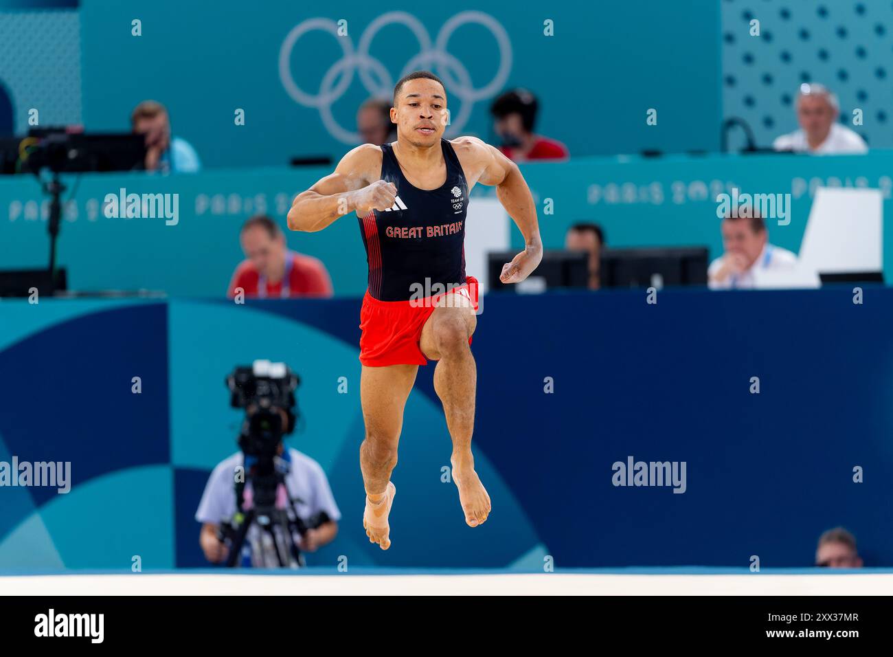 Paris, Frankreich. 31. Juli 2024. PARIS, FRANKREICH - JULI 31: Joe Fraser vom Team Großbritannien tritt an der Qualifikation der Männer während des 5. Tages der künstlerischen Turnen - Olympischen Spiele Paris 2024 in der Bercy Arena am 31. Juli 2024 in Paris an. (Foto: Joris Verwijst/BSR Agency) Credit: BSR Agency/Alamy Live News Stockfoto
