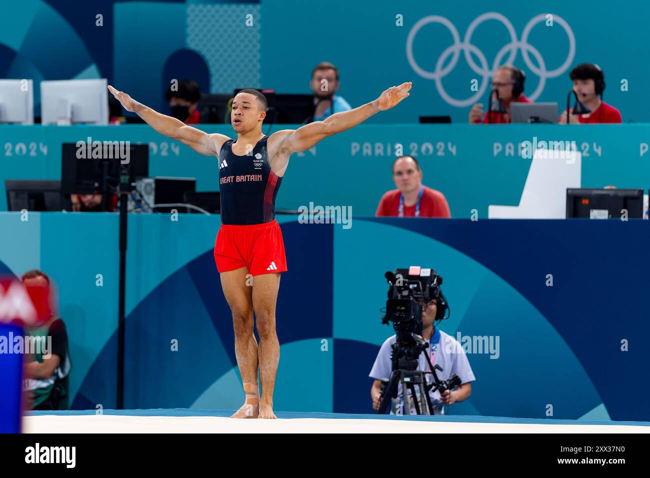 Paris, Frankreich. 31. Juli 2024. PARIS, FRANKREICH - JULI 31: Joe Fraser vom Team Großbritannien tritt an der Qualifikation der Männer während des 5. Tages der künstlerischen Turnen - Olympischen Spiele Paris 2024 in der Bercy Arena am 31. Juli 2024 in Paris an. (Foto: Joris Verwijst/BSR Agency) Credit: BSR Agency/Alamy Live News Stockfoto