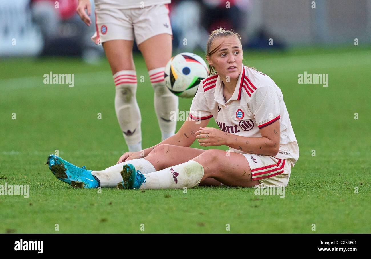 Georgia Stanway, FCB Damen 31 beim Frauenfußballspiel FC BAYERN MÜNCHEN – JUVENTUS TURIN 0-0 am 20. August 2024 in München. Saison 2024/2025, 1.Bundesliga, FCB, München, Google Pixel, Frauen Bundesliga Spieltag x, x.. Spieltag-Fotograf: Peter Schatz Stockfoto