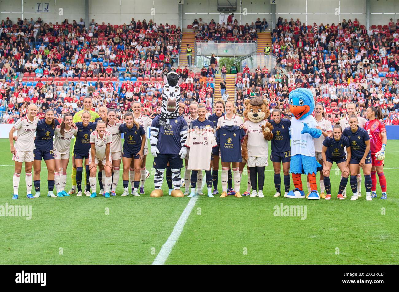 Teamphoto: Glodis Perla Viggosdottir, FCB Damen 4 Maria Luisa Grohs, FCB Frauen 1 Sarah ZADRAZIL, Tuva Hansen, FCB Frauen 6 Franziska Kett, FCB Frauen 20 Pernille Harder, FCB Frauen Nr. 21 Samantha Kerr, FCB Frauen 26 FCB Damen 25 Magdalena Eriksson, FCB Frauen Nr. 5 Linda DALLMANN, FCB Frauen FCB Frauen FCB Frauen, FCB Frauen 10 Frauen, FCB Frauen Alvana JUJUVE 31, FCB Frauen, FCB Frauen Alvana JUJUJUVANOJUVE Frauen 1 Frauen, Frauen, Frauen, Frauen 1 JUVE Frauen 9 Valentina Bergamaschi, JUVE Frauen 22 Chiara Beccari, JUVE Frauen 18 Martina Lenzini, JUVE Frauen 71 Lisa Boattin, JUVE Frauen 1 Stockfoto