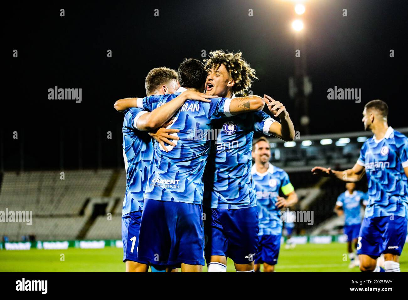 Belgrad, Serbien. August 2024. Gent’s Omri Gandelman feiert nach einem Fußballspiel zwischen dem serbischen FK Partizan Belgrad und der belgischen KAA Gent am Donnerstag, den 22. August 2024, in Belgrad, Serbien, das erste Spiel der Play-offs für die UEFA Conference League. BELGA FOTO NIKOLA KRSTIC Credit: Belga Nachrichtenagentur/Alamy Live News Stockfoto
