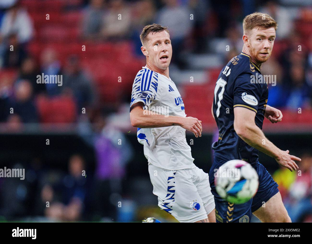Kopenhagen, Dänemark. August 2024. FCK-Spieler Lukas Lerager und Kilmarnock FC Stuart Findlay während des Qualifikationsspiels der Conference League zwischen dem FC Kopenhagen und Kilmarnock FC am Donnerstag, den 22. August 2024 in Kopenhagen. (Foto: Liselotte Sabroe/Ritzau Scanpix) Credit: Ritzau/Alamy Live News Stockfoto