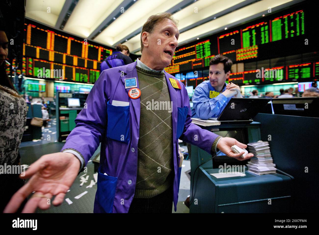 New York, New York, USA, 20120312 Megler Jeffrey Grossman. Meglerne på gulvet hos NYMEX, New York Mercantile Exchange, Handler i billig Naturgas - både i Futures og i Optionen. Stockfoto