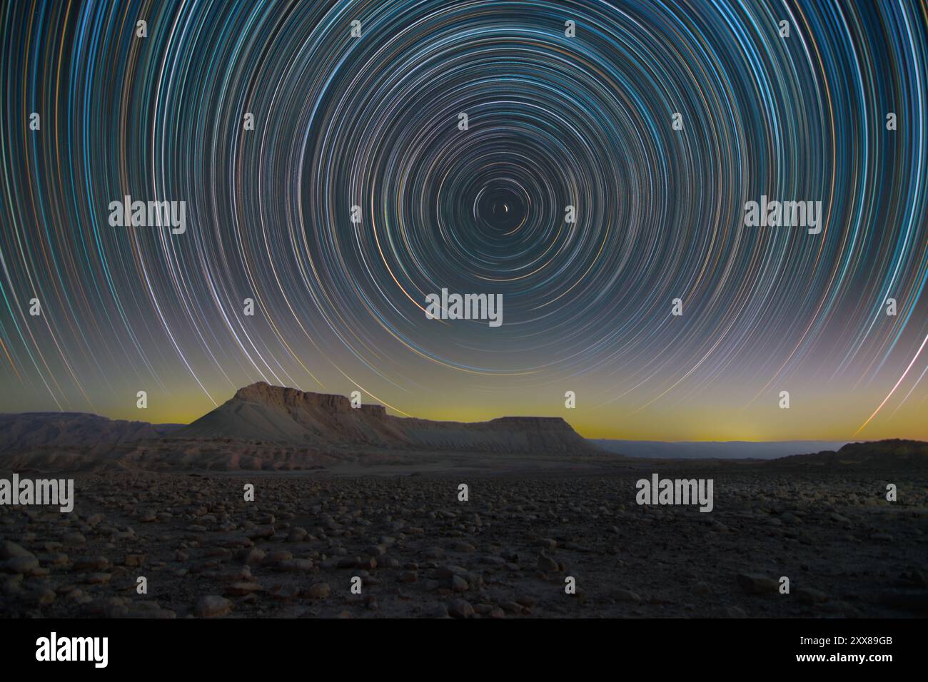 Sternenpfade Rund Um Polaris Stockfoto