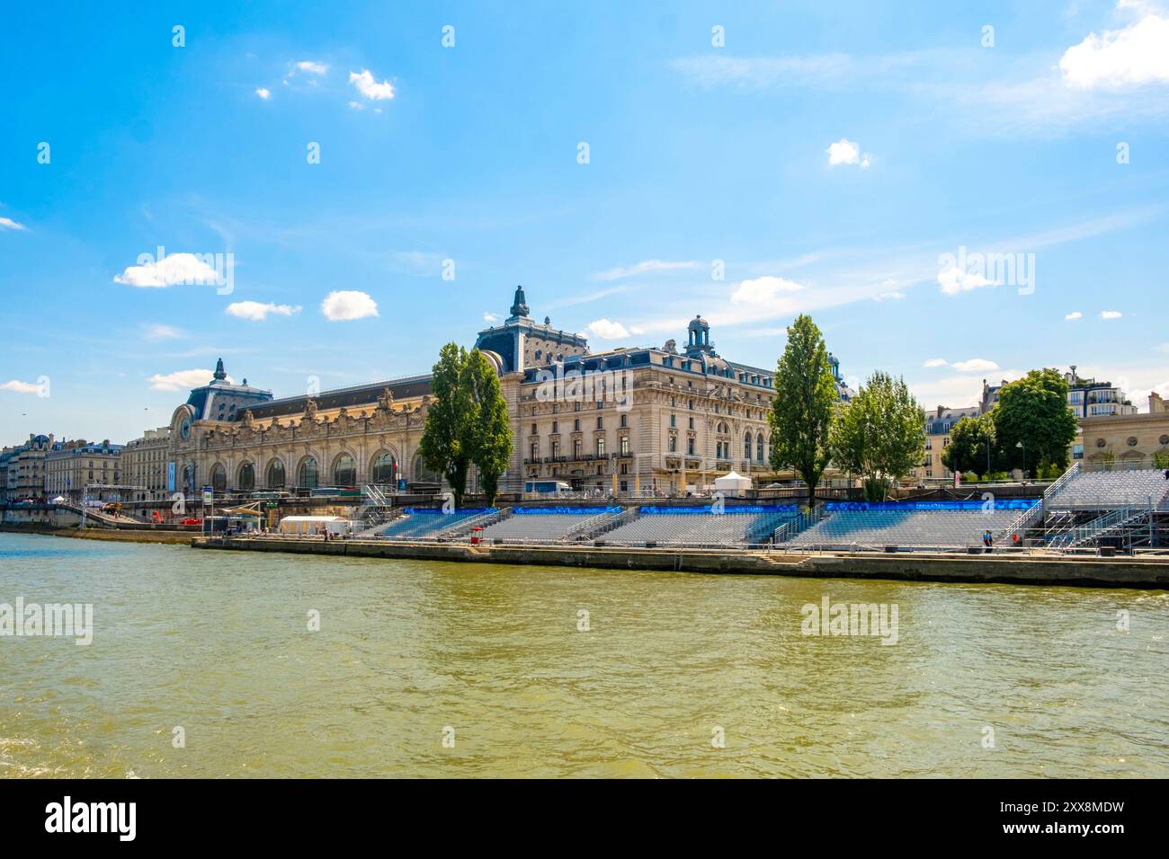 Frankreich, Paris, Orsay Museum, entlang der seine steht für die Eröffnungszeremonie der Olympischen Spiele Stockfoto