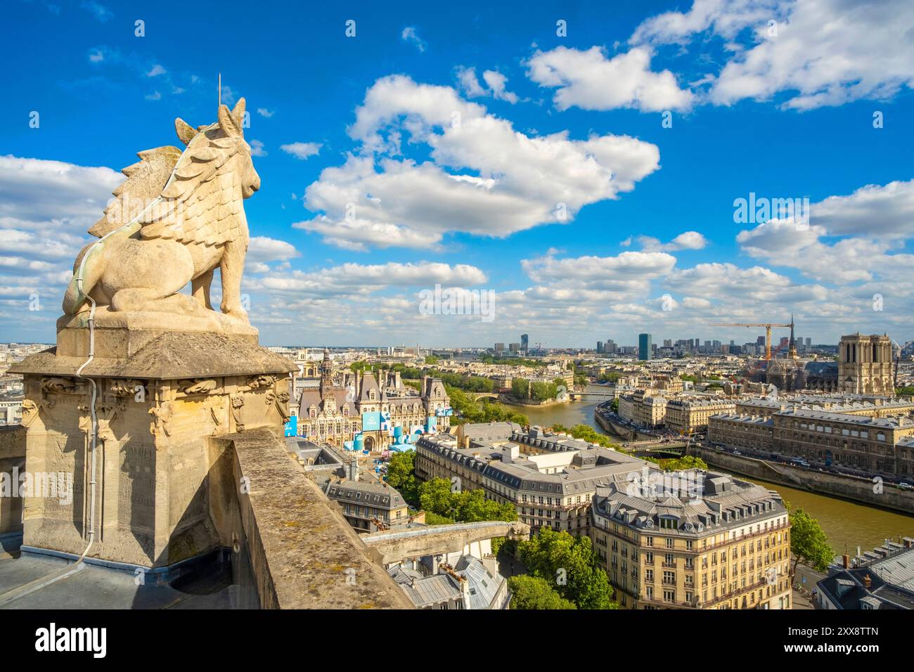 Frankreich, Paris, Viertel Chatelet, die von der UNESCO gelisteten Ufer der seine, die Insel Saint Louis und die Kathedrale Notre Dame de Paris von der Spitze des St. Jacques Turms Stockfoto