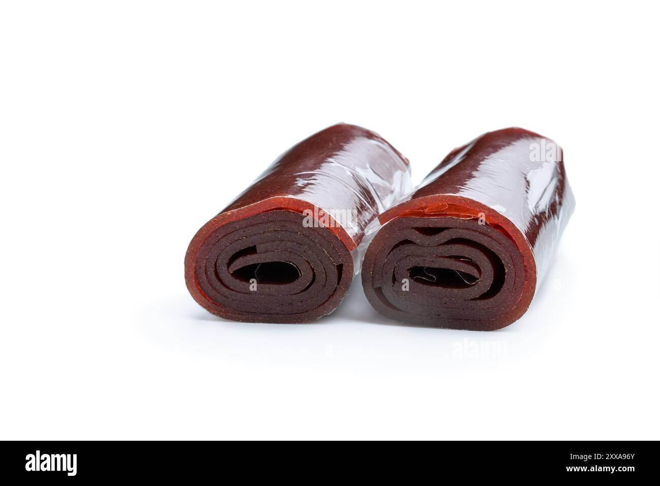 Frucht Pastille Lederrolle isoliert auf weißem Hintergrund Stockfoto Frucht Pastille Lederrolle isoliert auf weißem Hintergrund Stockfoto