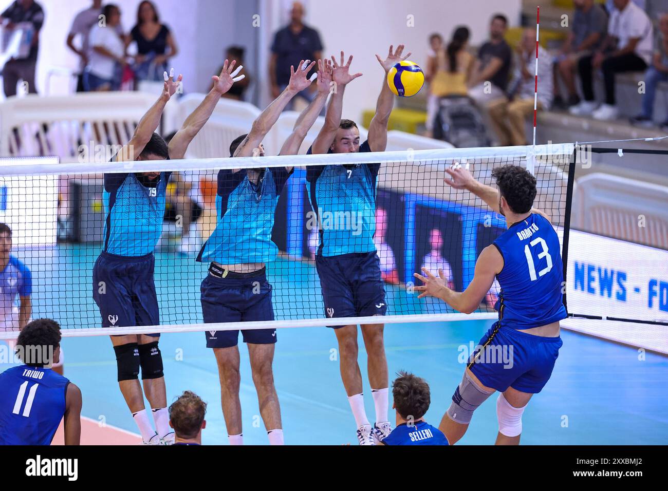 Cisterna Volley während Cisterna Volley vs Italy U20, Volleyball Test Match in Cisterna Latina, Italien, 23. August 2024 Stockfoto