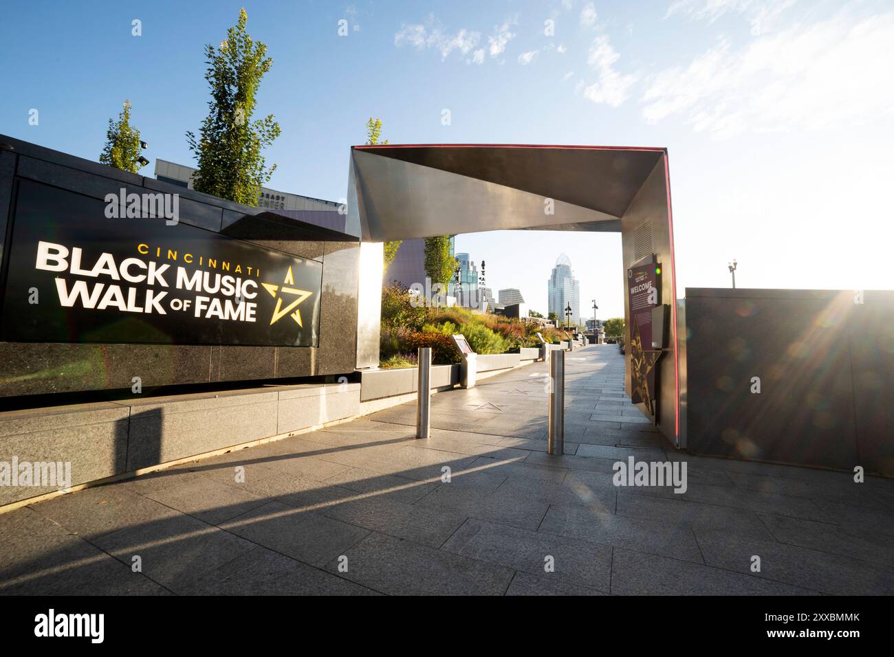Eintritt zum Cincinnati Black Music Walk of Fame in Cincinnati, Ohio. Die Attraktion wurde 2023 eröffnet und befindet sich an den Ufern. Stockfoto