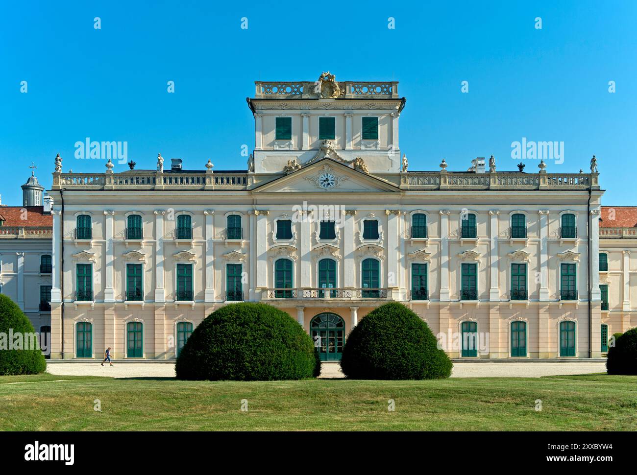 Burg Esterhazy, auch Burg Eszterháza oder Burg Fertöd, Blick auf den Palast vom Französischen Garten, Fertöd, Ungarn Stockfoto