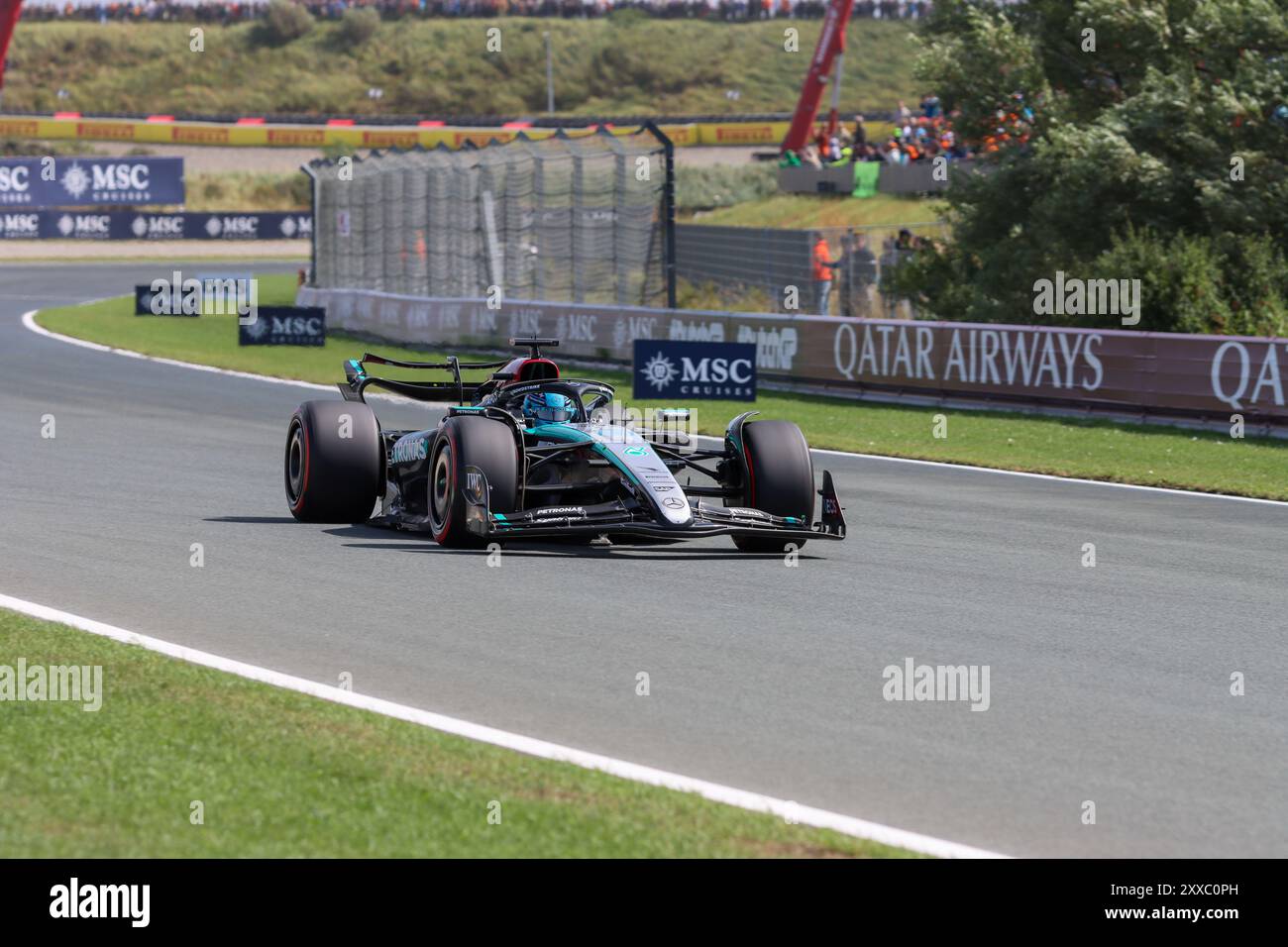 Zandvoort, Monte Carlo, Niederlande. August 2024. GEORGE RUSSELL vom Mercedes AMG Petronas F1 Team Friday für Training beim Großen Preis von Holland 2024 (Foto: © Alexis Kahn/ZUMA Press Wire) NUR REDAKTIONELLE VERWENDUNG! Nicht für kommerzielle ZWECKE! Quelle: ZUMA Press, Inc./Alamy Live News Stockfoto