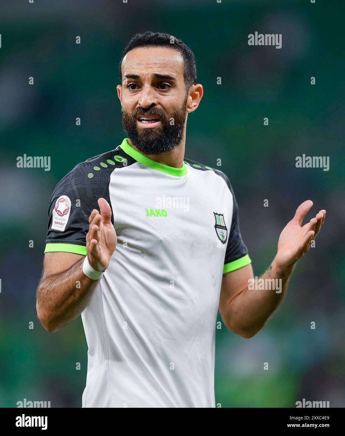 AL-AHLI SC - AL-KHOR SC-OOREDOO STARS LEAGUE QATAR Driss Fettouhi von Al-Ahli SC in Aktion während des Spiels der Ooredoo Qatar Stars League 24/25 zwischen Al-Ahli SC und Al-Khor SC im Al Thumama Stadium in Doha, Katar, am 23. August 2024. DOHA Katar Copyright: XNOUSHADx Stockfoto