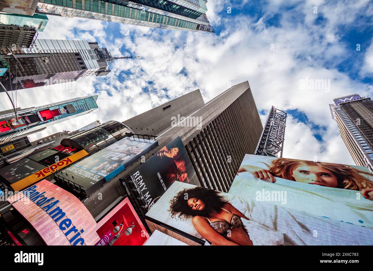 Leinwandbild 3-teilig modern Times Square bei Nacht