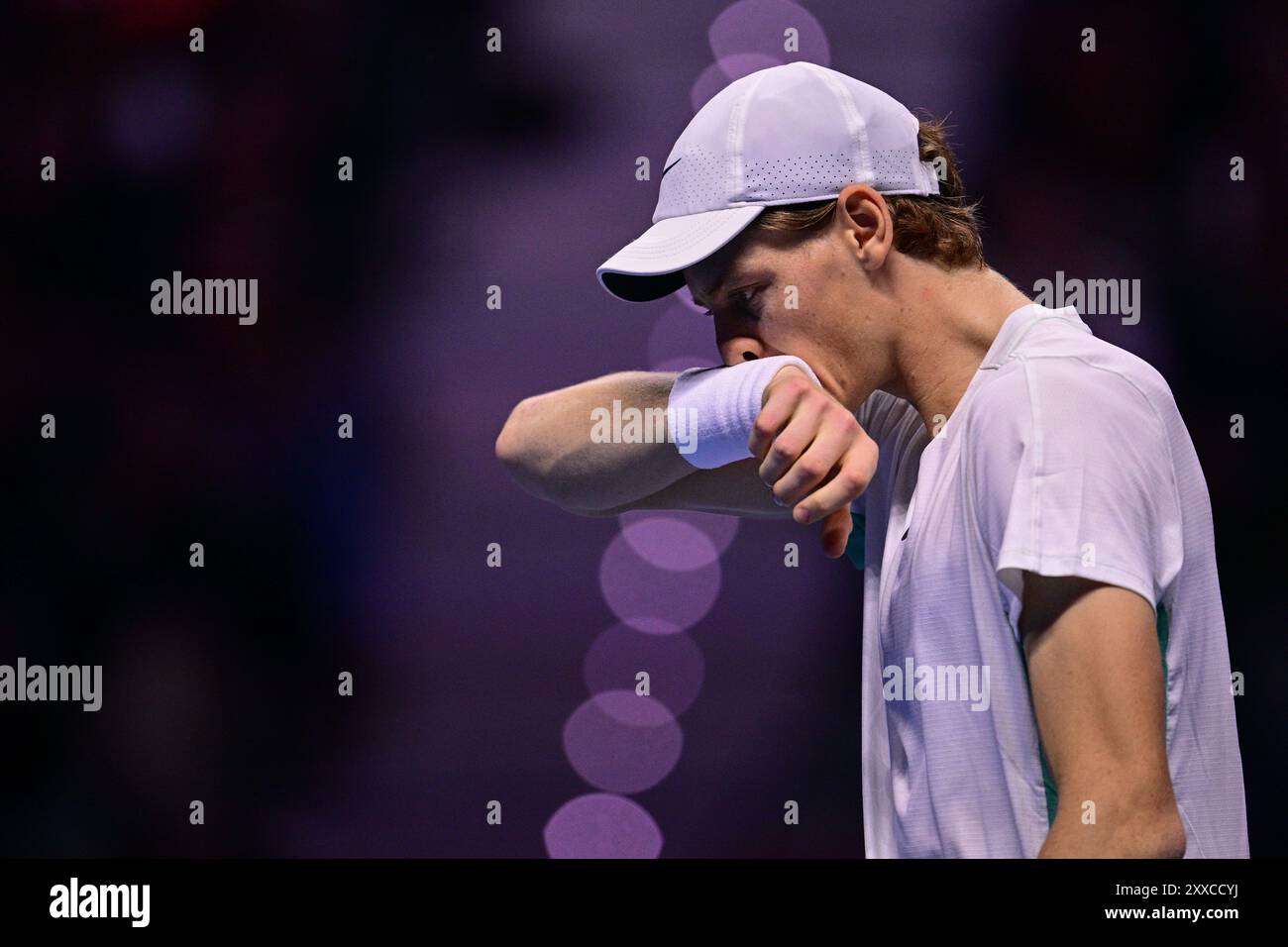 Torino, Italien. November 2023. Foto Marco Alpozzi/LaPresse 16 Novembre 2023 Turin - Italia - Sport - Tennis Nitto ATP Finals - Jannik SINNER (ITA) ) vs Holger RUNE (DEN) Nella Foto: Jannik Sinner (Italia) 16. November 2023 Turin - Italien - Sport - Tennis Nitto ATP Finals - Jannik SINNER (ITA) ) vs Holger RUNE (DEN) im Bild: Jannik Sinner (Italia) Credit: LaPresse/Alamy Live News Stockfoto