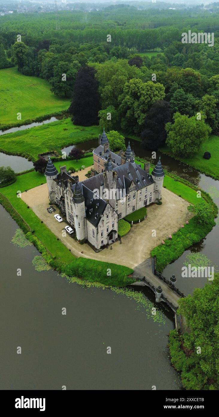 Drohnenfoto Schloss Marnix de Sainte-Aldegonde belgien europa Stockfoto