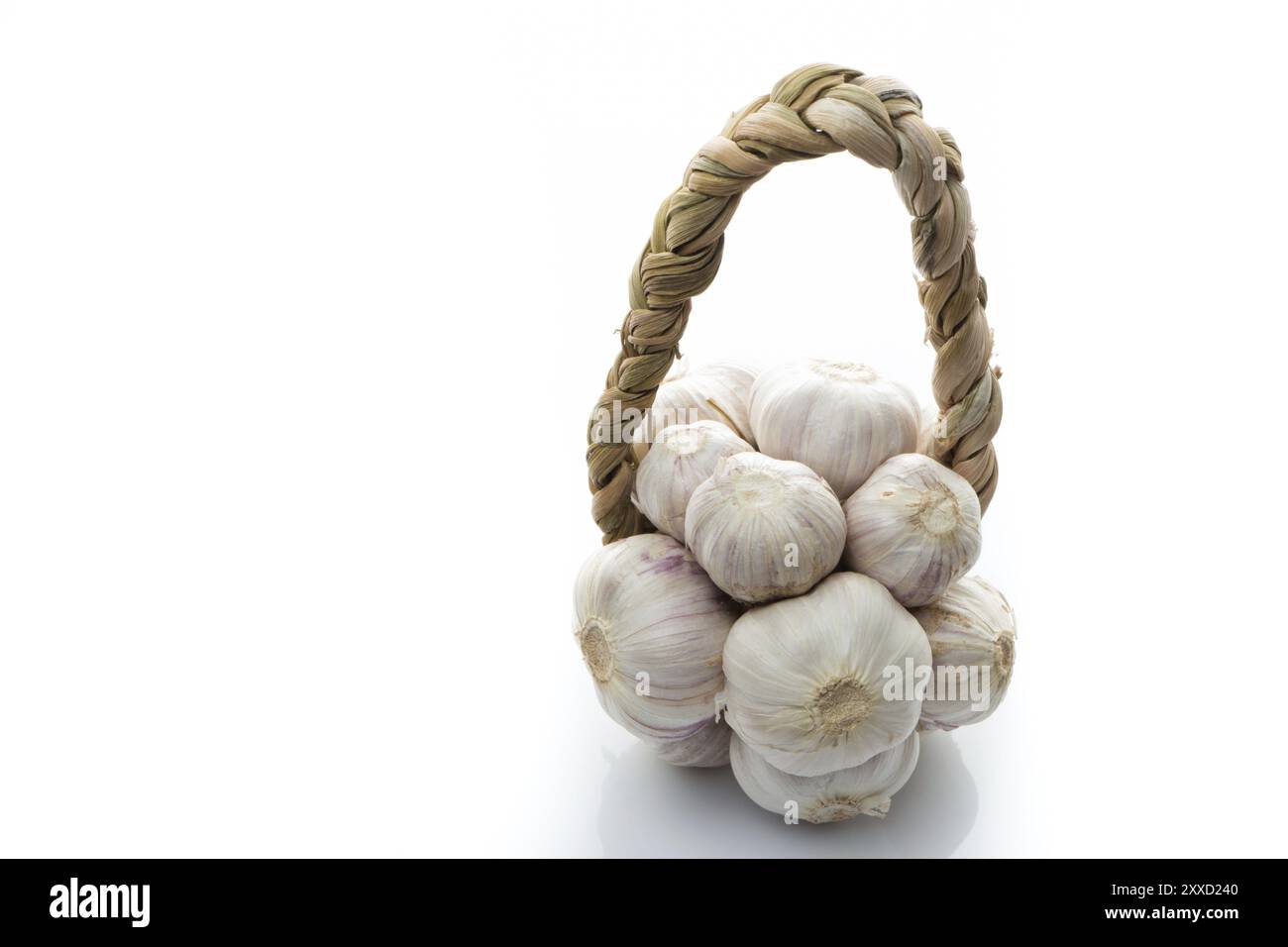 Knoblauch, isoliert auf weißem Hintergrund Stockfoto