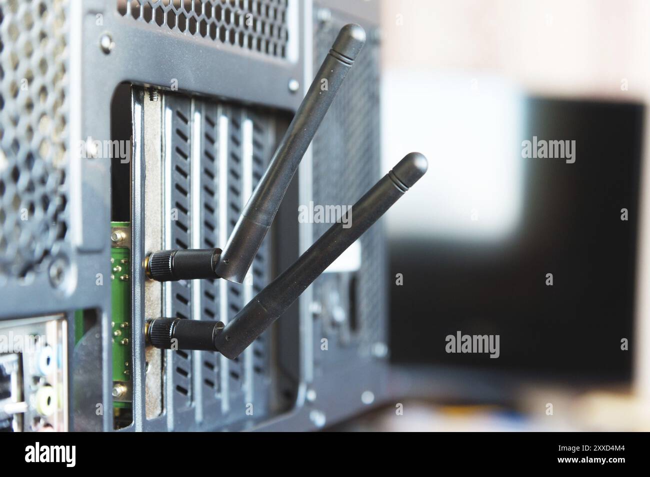 Installiert in der Systemeinheit des Computers pci-Adhärent, Sender für drahtloses wlan mit zwei Antennen Stockfoto