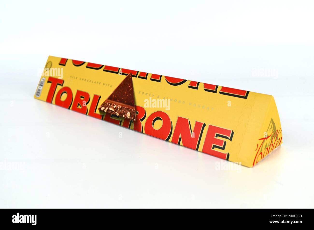 Toblerone Swiss Chocolate von Mondelez International – Wales, Großbritannien – 22. August 2024 Stockfoto