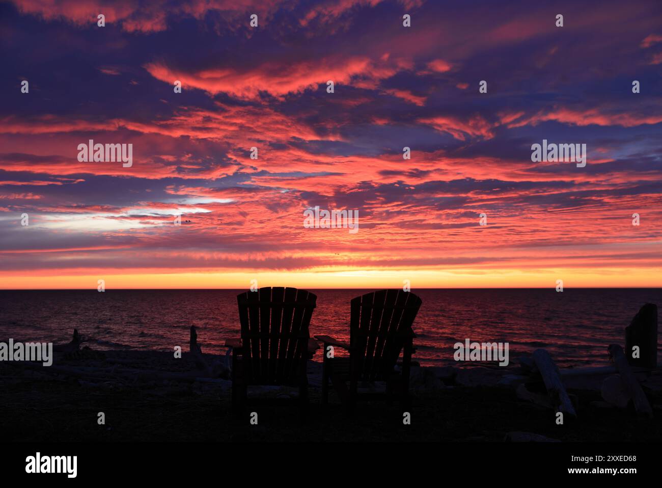 Sonnenuntergang am Strand von Port au Choix National Historic Site, Neufundland und Labrador, Kanada Stockfoto