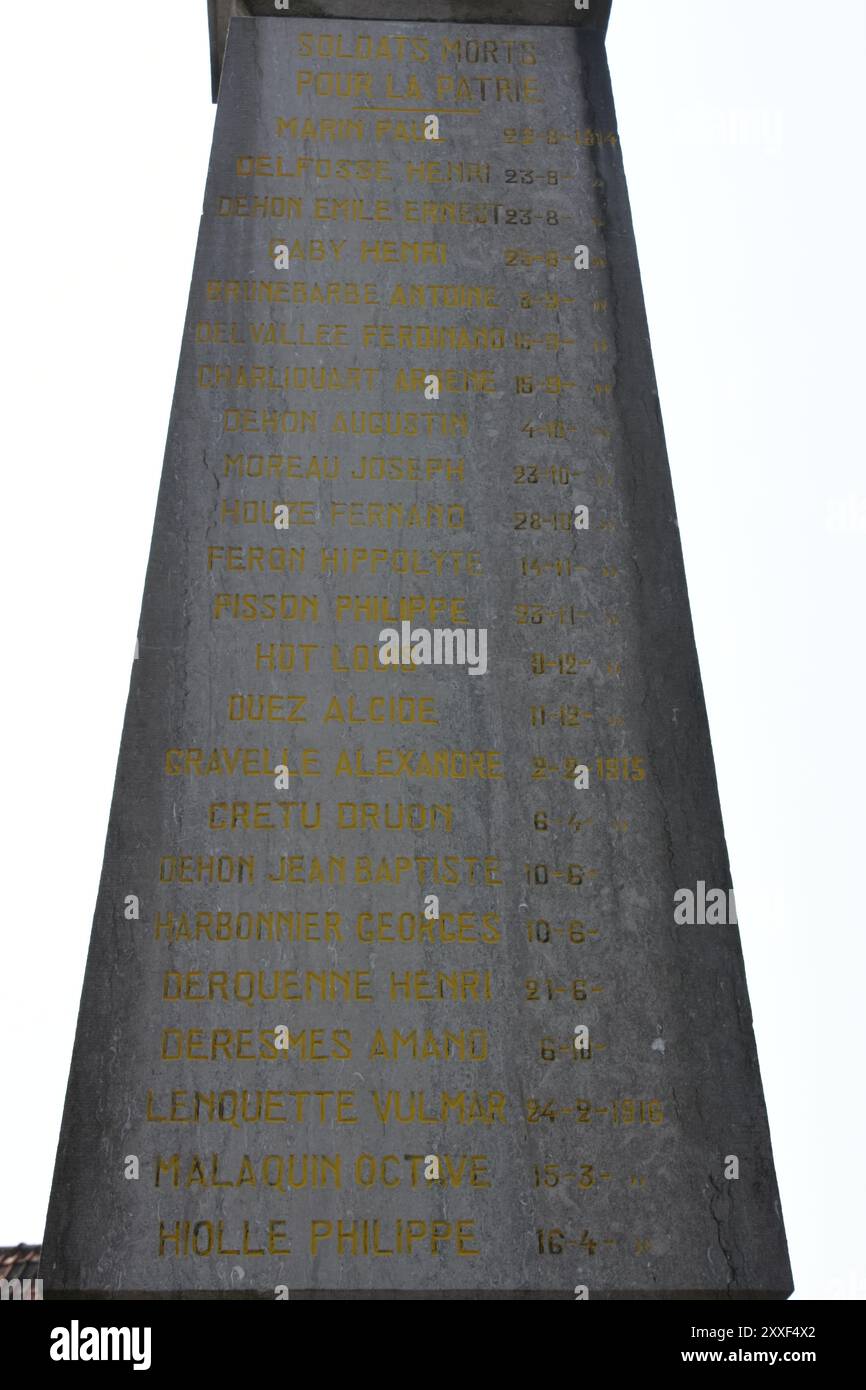 SEBOURG. DÉPARTEMENT DU NORD. MONUMENT AUX MORTS Stockfoto