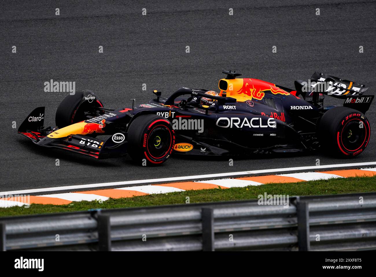 Zandvoort, Niederlande. August 2024. ZANDVOORT, NIEDERLANDE - 24. AUGUST: Max Verstappen von Red Bull Racing trat am 24. August 2024 in Zandvoort in der Qualifikation an. (Foto von Andre Weening/Orange Pictures) Credit: dpa/Alamy Live News Stockfoto