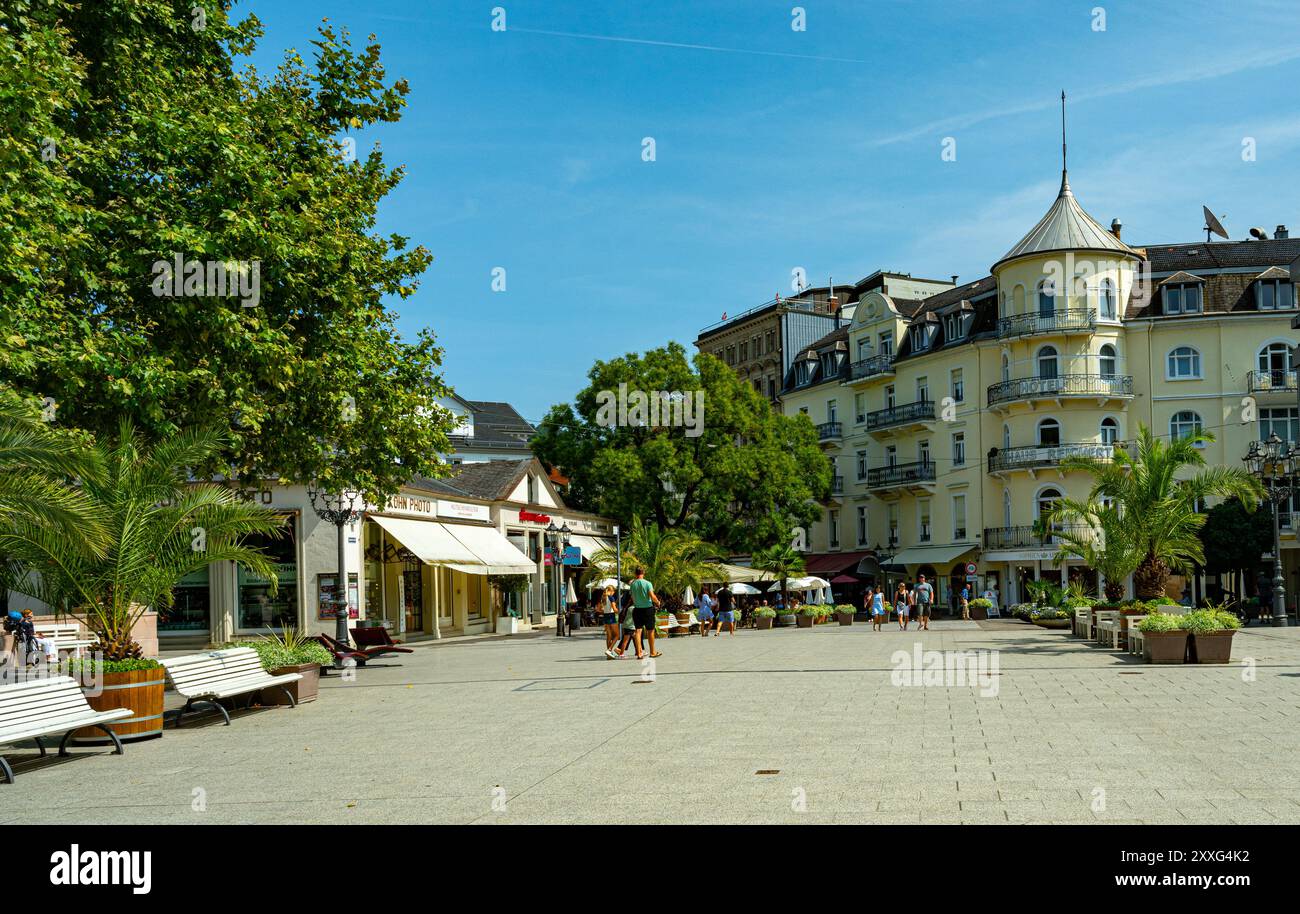 Das Leopoldssquare in Baden-Badenmit vielen exklusiven Geschäften. Baden Württemberg, Deutschland, Europa Stockfoto