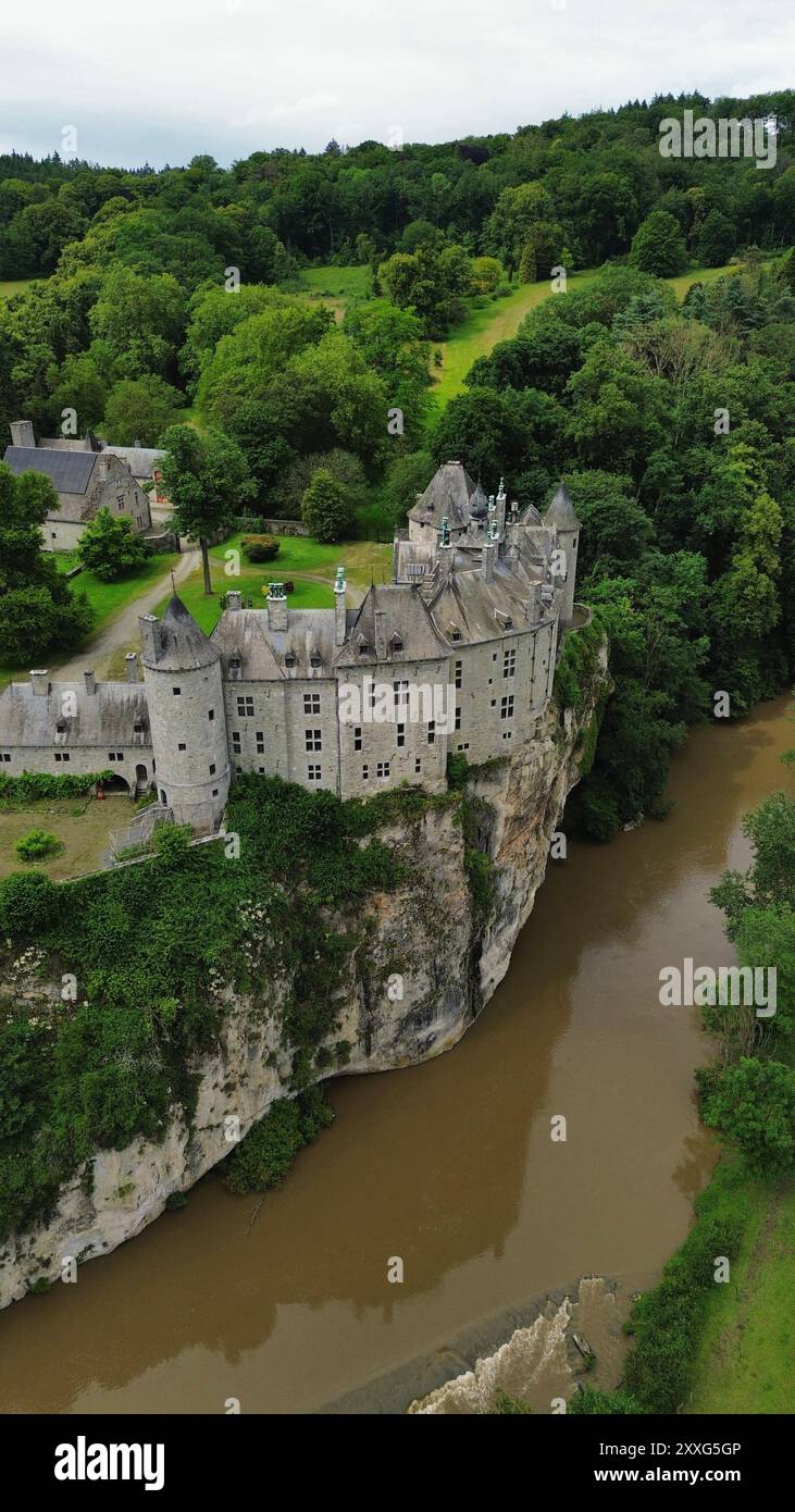 Drohnenfoto Walzin Castle belgien europa Stockfoto