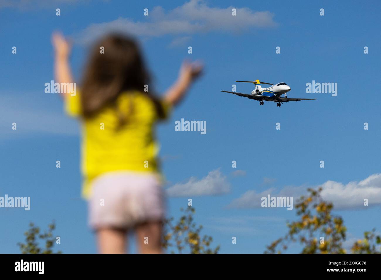 Flughafen Arlanda, nördlich von Stockholm, Schweden, samstags. Im Bild: Svenskt Ambulansflyg (KSA). Stockfoto