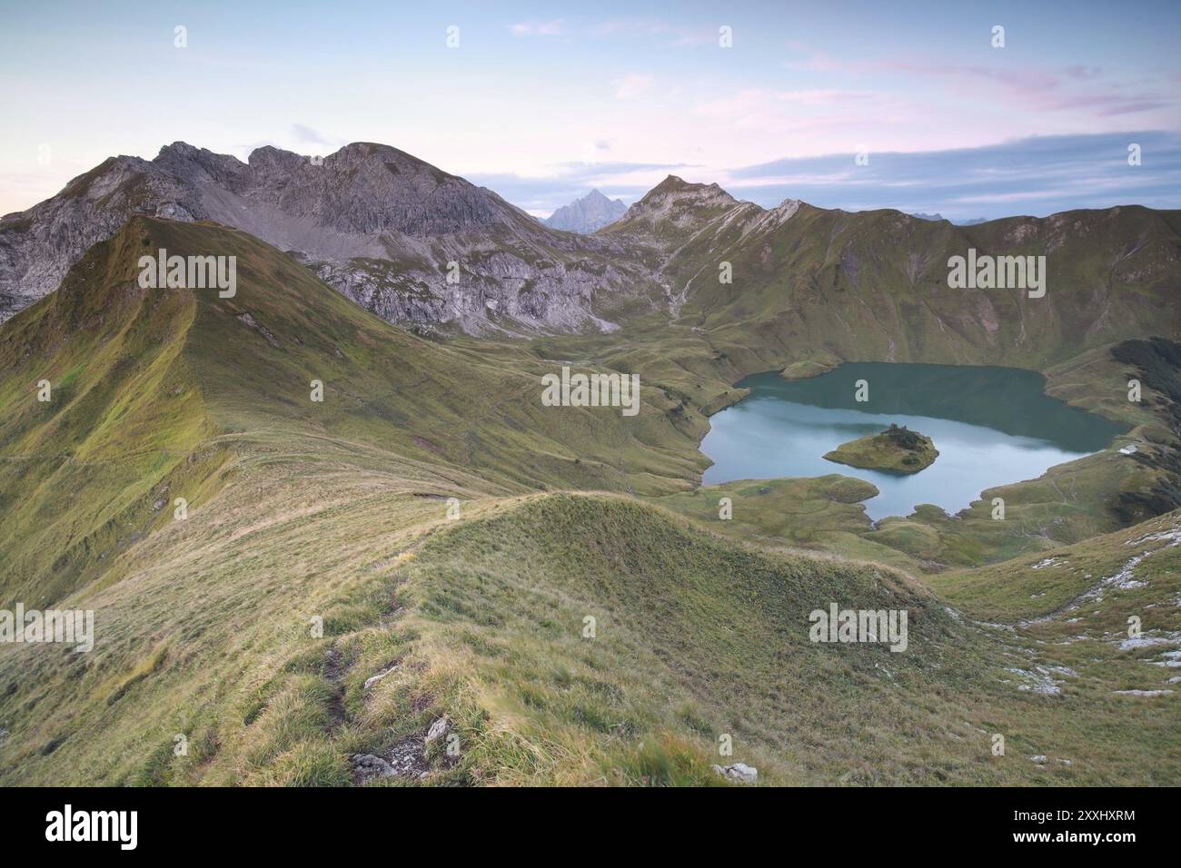 Schrecksee See in den deutschen Alpen, Blick vom Berggipfel Stockfoto