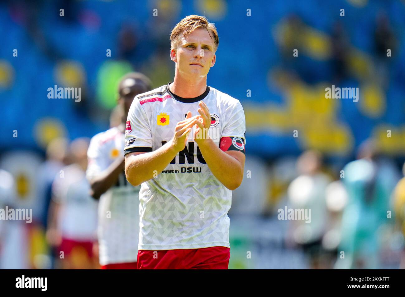 Arnheim, Niederlande. August 2024. ARNHEM, NIEDERLANDE - 25. AUGUST: Casper Widell von Excelsior Rotterdam applaudiert während des niederländischen Keuken Kampioen Divisie-Spiels zwischen Vitesse und Excelsior Rotterdam am 25. August 2024 in Arnheim. (Foto von Rene Nijhuis/Orange Pictures) Credit: dpa/Alamy Live News Stockfoto