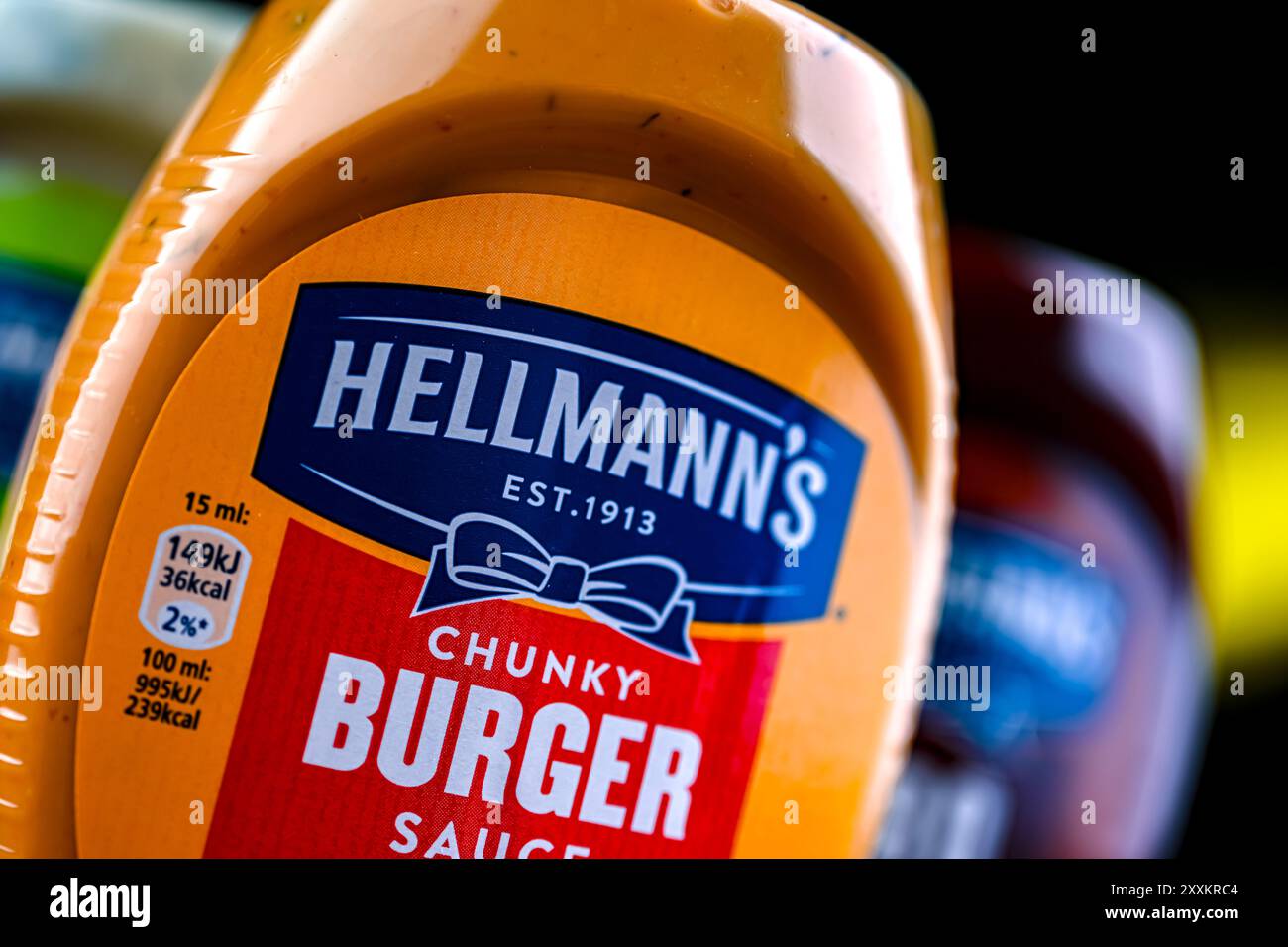 POZNAN, POL - 7. August 2024: Hellmann's Products, amerikanische Markennamen des britischen multinationalen Unternehmens Unilever Stockfoto POZNAN, POL - 7. August 2024: Hellmann's Products, amerikanische Markennamen des britischen multinationalen Unternehmens Unilever Stockfoto