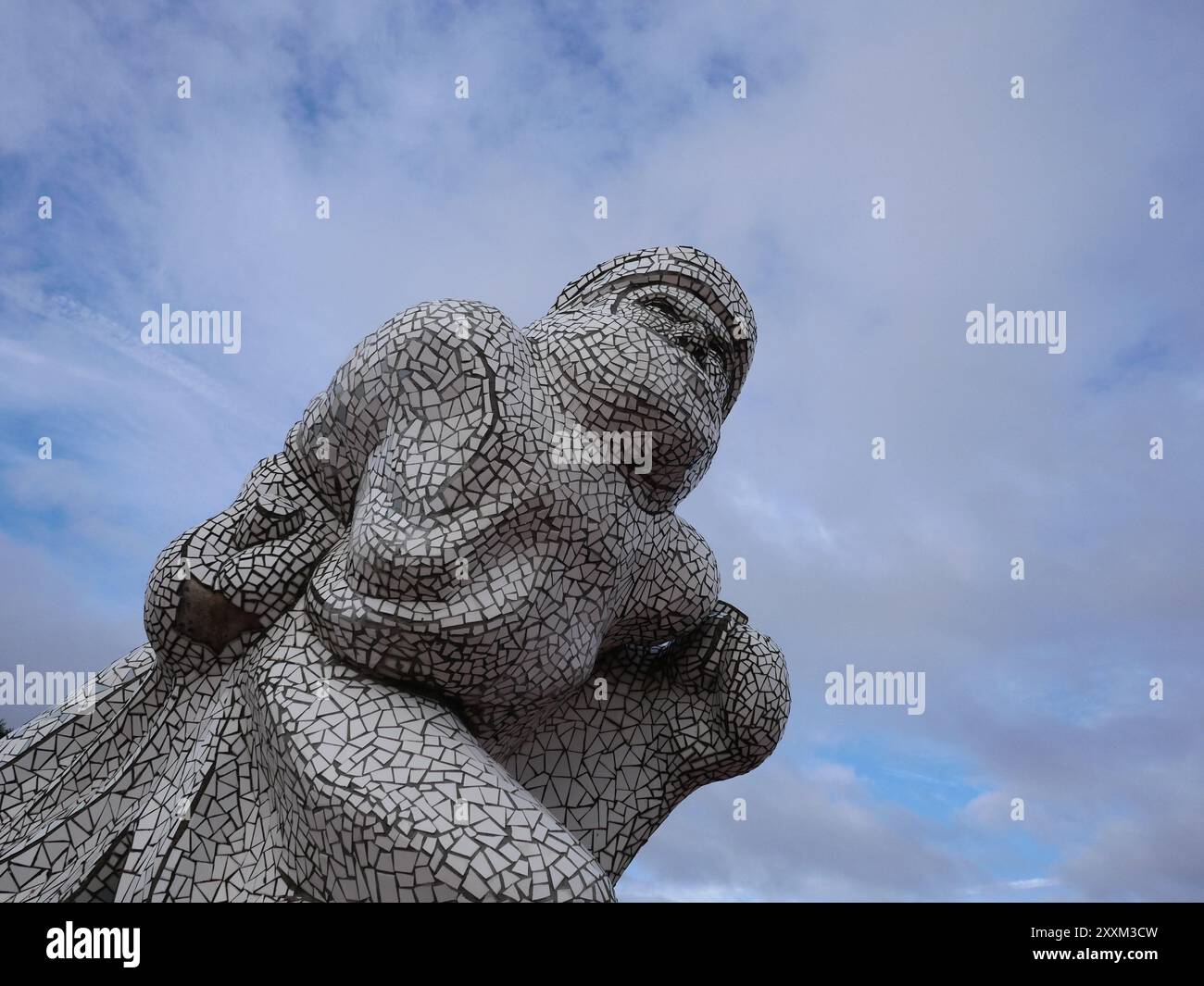 Captain Scott Age of Antarctic Discovery Gedenkskulptur von Jonathan Williams. Cardiff Bay, Cardiff, Wales, Vereinigtes Königreich Stockfoto