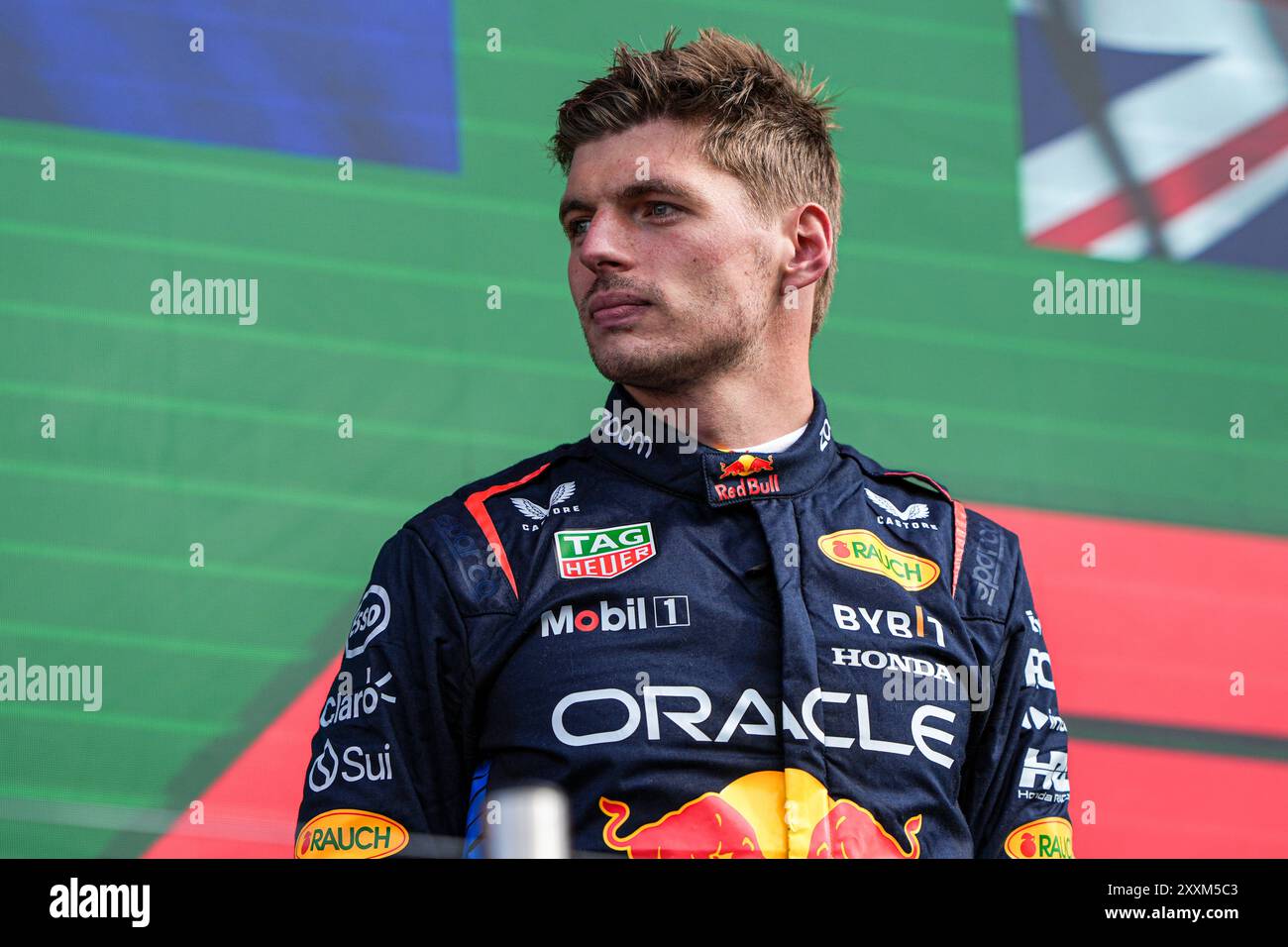 Zandvoort, Niederlande. August 2024. ZANDVOORT, NIEDERLANDE - 25. AUGUST: Max Verstappen von Red Bull Racing sieht nach dem zweiten Platz bei der Trophäe-Zeremonie während der F1 - Heineken Dutch GP am 25. August 2024 in Zandvoort, Niederlande. (Foto von Andre Weening/Orange Pictures) Credit: Orange Pics BV/Alamy Live News Stockfoto