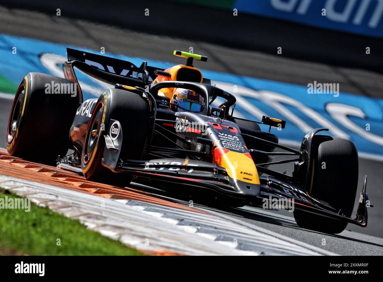 Zandvoort, Niederlande. August 2024. Sergio Perez (MEX) Red Bull Racing RB20. Formel-1-Weltmeisterschaft, Rd 15, großer Preis der Niederlande, Sonntag, 25. August 2024. Zandvoort, Niederlande. Quelle: James Moy/Alamy Live News Stockfoto