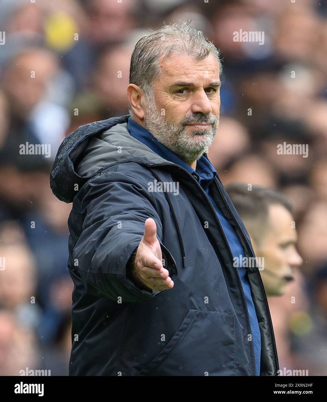 London, Großbritannien. August 2024 - Tottenham gegen Everton - Premier League - Tottenham Hotspur Stadium. Tottenham Manager Ange Postecoglou. Bildnachweis: Mark Pain / Alamy Live News Stockfoto