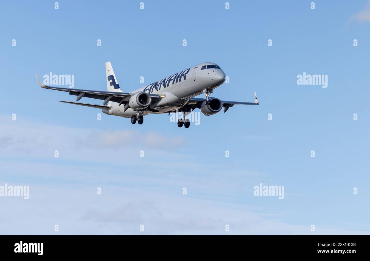 Flughafen Arlanda, nördlich von Stockholm, Schweden, samstags. Im Bild: OH-LKG, Embraer 190, Finnair Oyj. Stockfoto