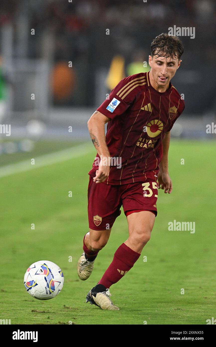 Stadio Olimpico, Rom, Italien. August 2024. Serie A Fußball; Roma versus Empoli; Tommaso Baldanzi von AS Roma Credit: Action Plus Sports/Alamy Live News Stockfoto