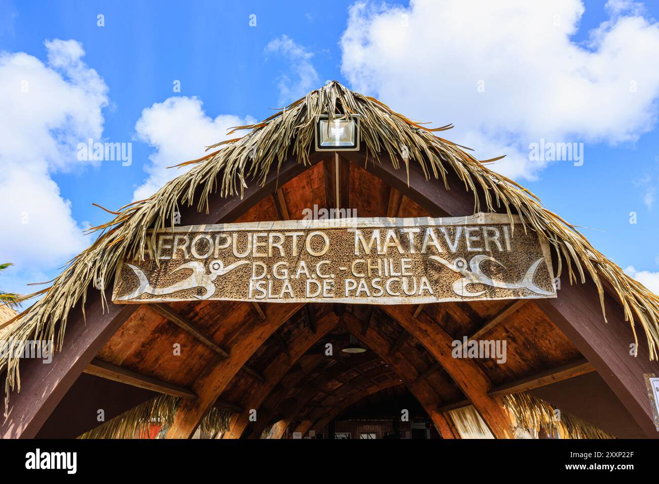 Bei Ankunft am internationalen Flughafen Mataveri (Flughafen Isla de Pascua), Osterinsel (Rapa Nui), Chile, Schildern Sie in der Ankunftshalle Stockfoto