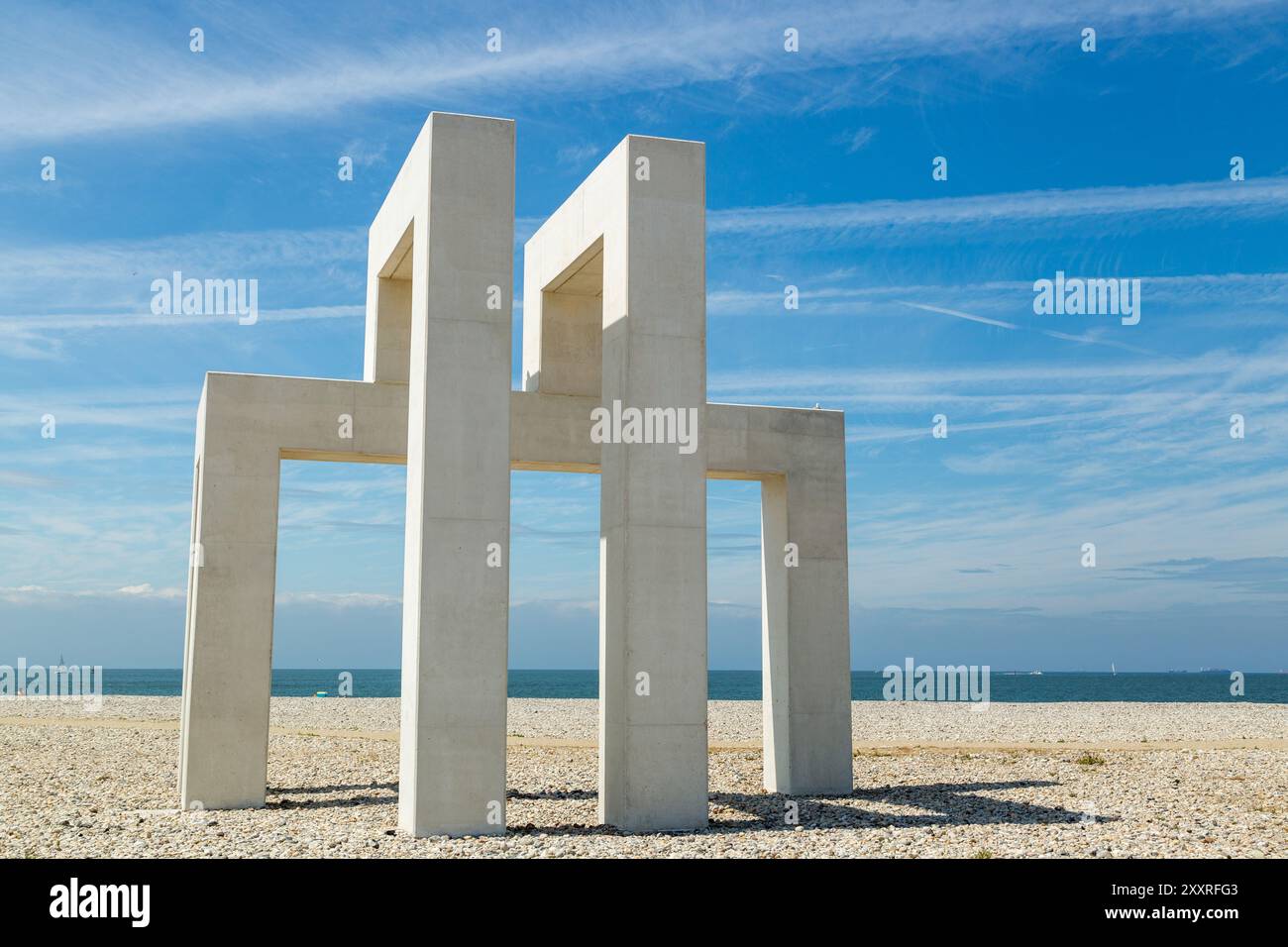 Große Betonskulptur am Le Havre Beach OBEN#3 von Sabina lang und Daniel Baumann Stockfoto