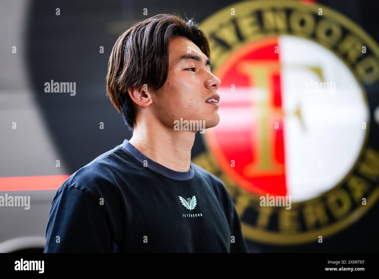 Rotterdam - Ayase Ueda of Feyenoord während des dritten Spiels der Eredivisie Saison 2024/2025. Das Spiel findet zwischen Sparta Rotterdam und Feyenoord statt Stockfoto