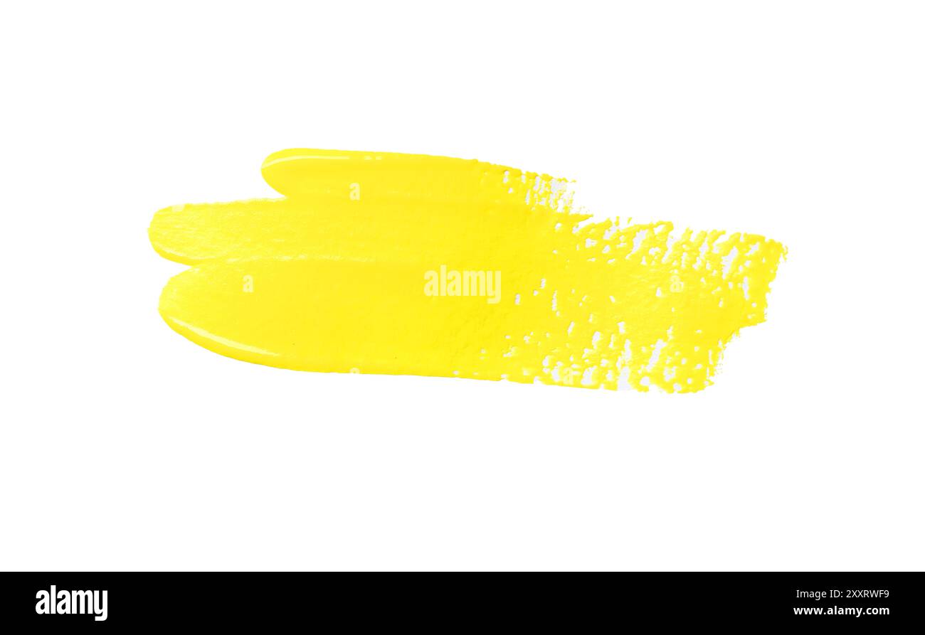 Gelber Pinsel isoliert auf weißem Hintergrund und mit Beschneidungspfaden. Stockfoto