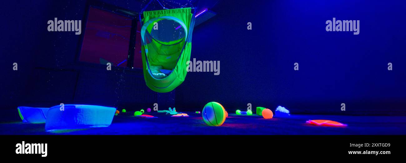 Snoezelen Multi Sensory Environments sind entspannende Räume, die Unruhe und Angst reduzieren, den Benutzer ansprechen und begeistern und Reaktionen stimulieren Stockfoto