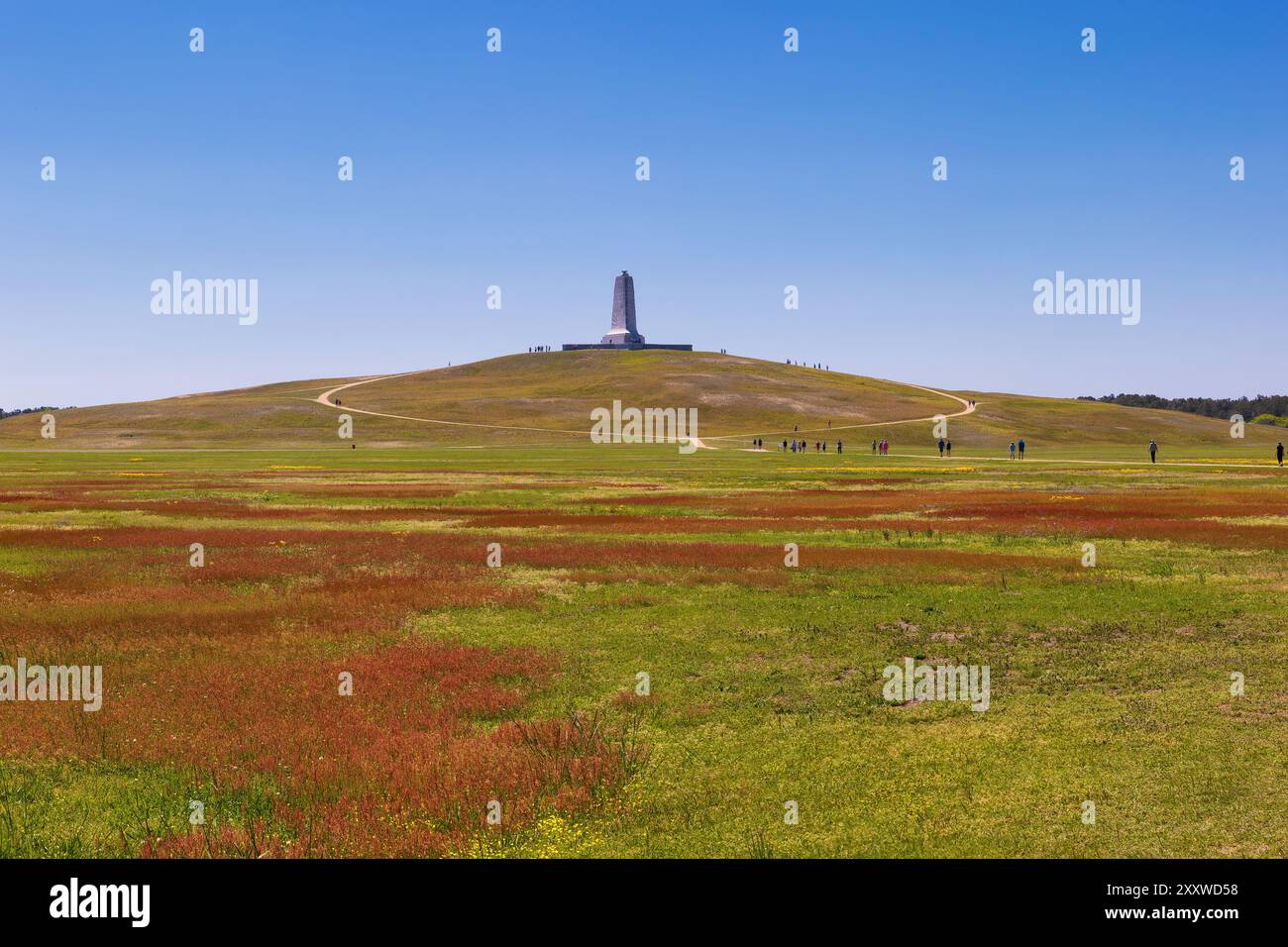 Kill Devil Hills, Outer Bank, North Carolina, USA – 18. April 2024: Wright Brothers Memorial State Park erinnert an die erste Ai in American History Stockfoto