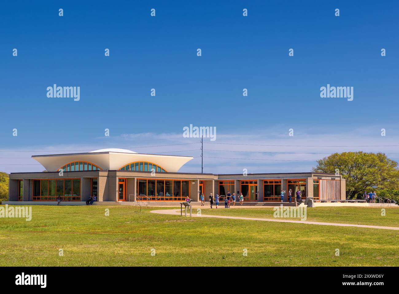 Kill Devil Hills, Outer Bank, North Carolina, USA – 18. April 2024: Wright Brothers Memorial State Park erinnert an die erste Ai in American History Stockfoto