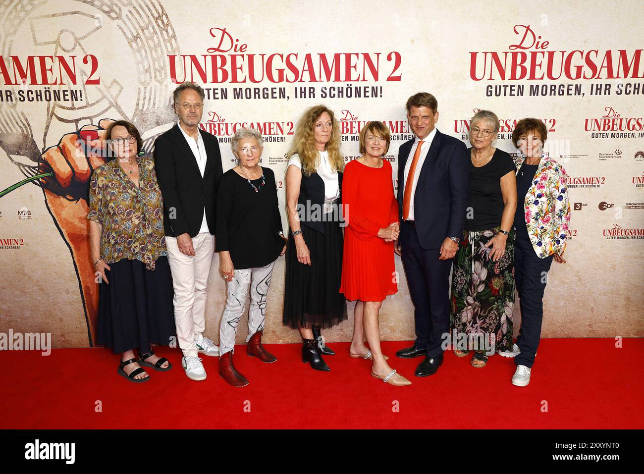 Katja Lange-Müller, Torsten Körner, Gabriele Stötzer, Tina Powileit, Elke Büdenbender, Leopold Hoesch, Ulrike Poppe und Katrin Sass bei der Unbeugsamen 2- Guten Morgen, Ihr Schoenen Film Premiere am 26.08.2024 in Berlin die Unbeugsamen 2 Filmpremiere in Berlin *** Katja lange Müller, Torsten Körner, Gabriele Stötzer, Tina Powileit, Elke Büdenbender, Leopold Hoesch, Ulrike Poppe und Katrin Sass bei der Filmpremiere die Unbeugsamen 2 Guten Morgen, Ihr Schoenen am 26 08 2024 in Berlin die Unbeugsamen 2 in Berlin Stockfoto