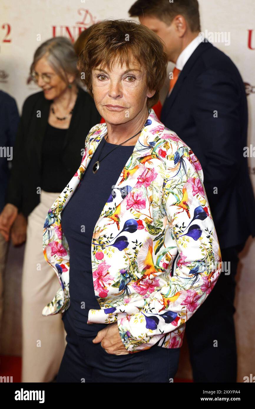 Katrin Sass bei der Unbeugsamen 2- Guten Morgen, Ihr Schoenen Filmpremiere am 26.08.2024 26 08 in Berlin die Unbeugsamen 2 Filmpremiere in Berlin *** Katrin Sass bei der Unbeugsamen 2 Guten Morgen, Ihr Schoenen Filmpremiere am 26 08 2024 in Berlin die Unbeugsamen 2 Filmpremiere in Berlin Stockfoto