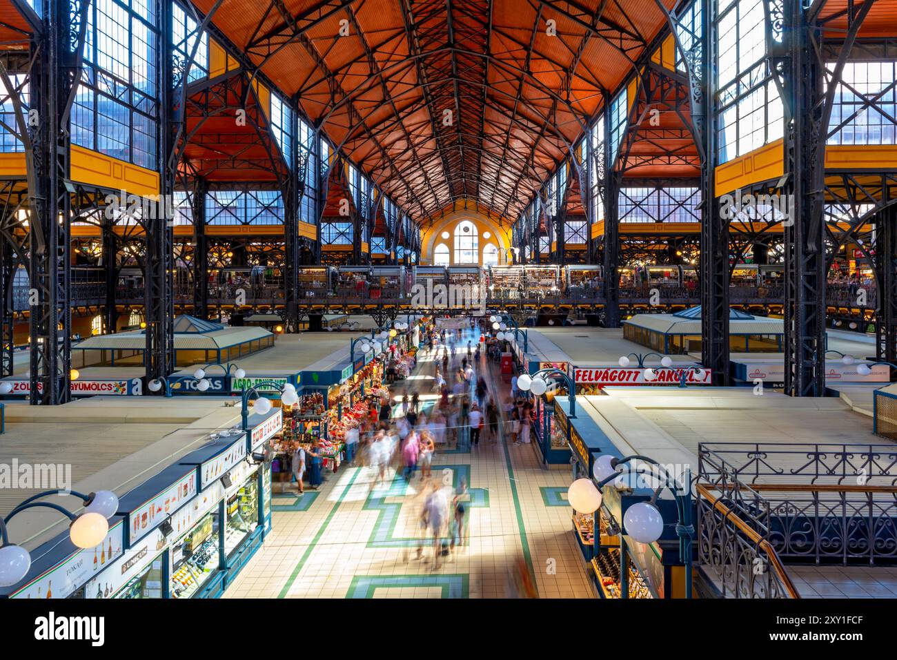 Inerior der Großen Markthalle in Budapest Stockfoto